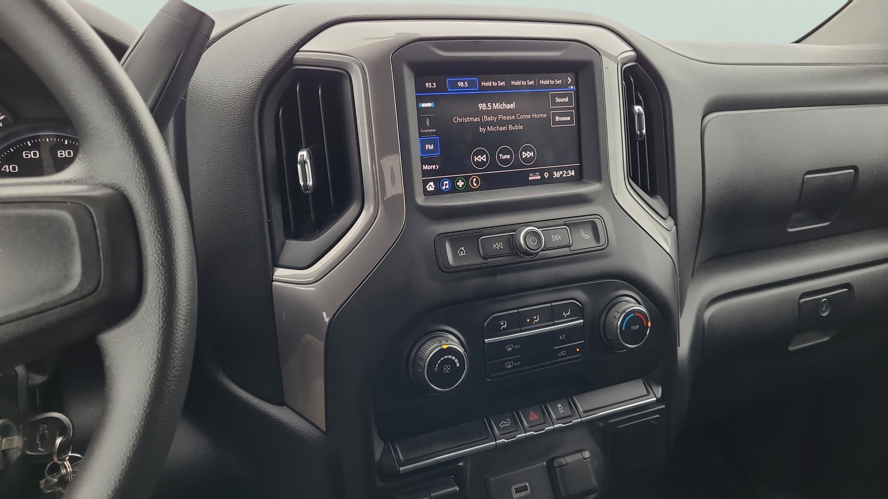 Used 2020 Chevrolet Silverado 2500 Custom w/ Custom Value Package image 18