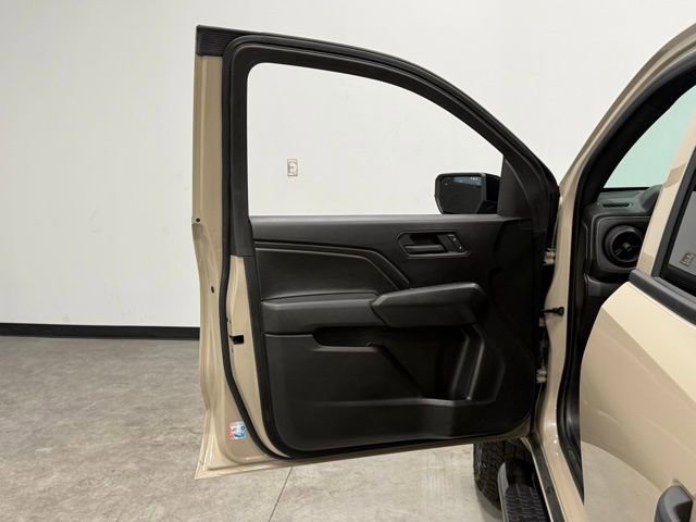 Used 2023 Chevrolet Colorado Trail Boss w/ Technology Package image 14