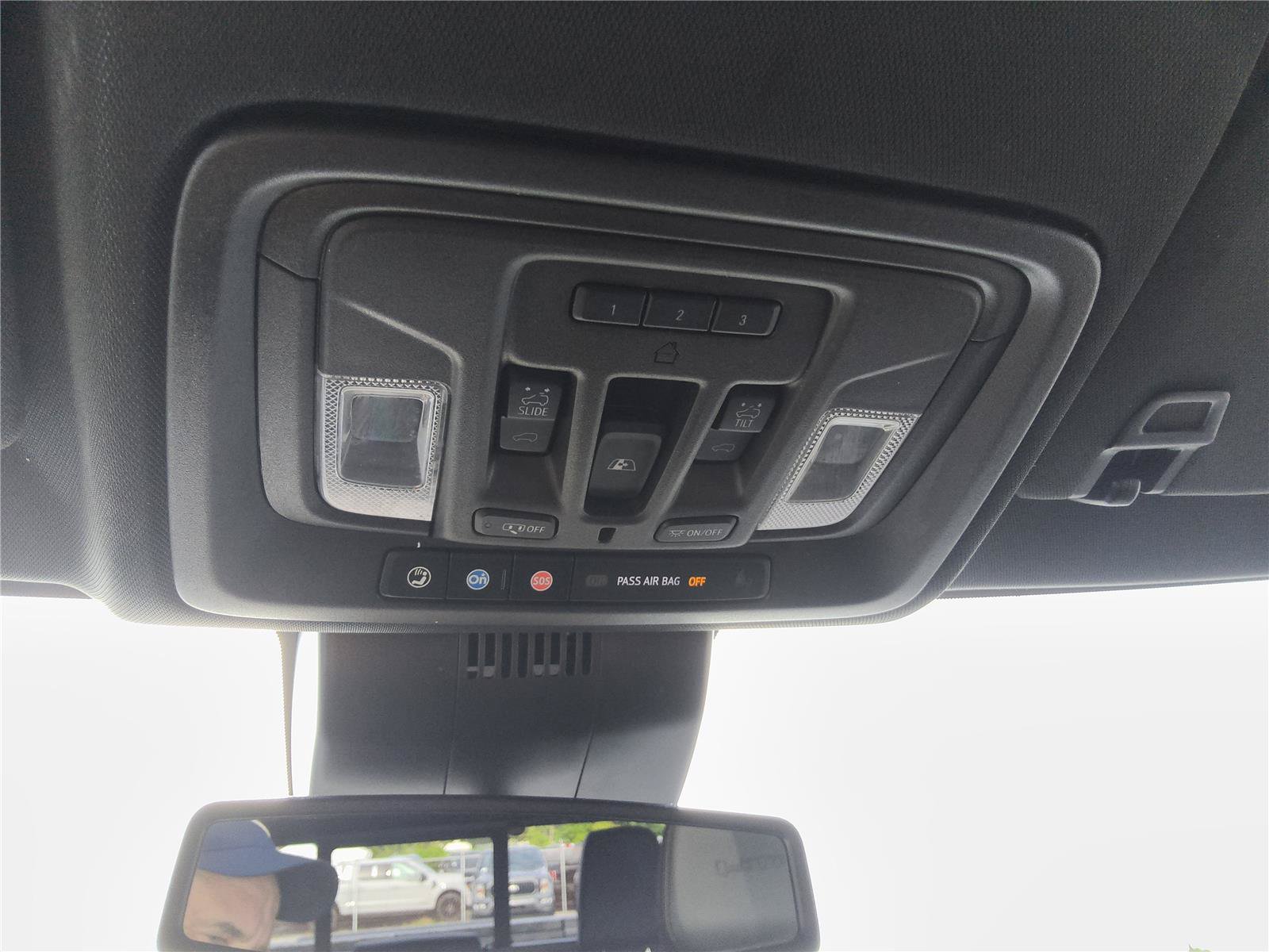 Used 2023 GMC Sierra 1500 AT4 w/ AT4 Premium Package AWD/4WD image 40