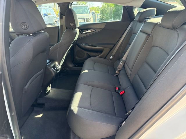 Used 2016 Chevrolet Malibu LT FWD image 25