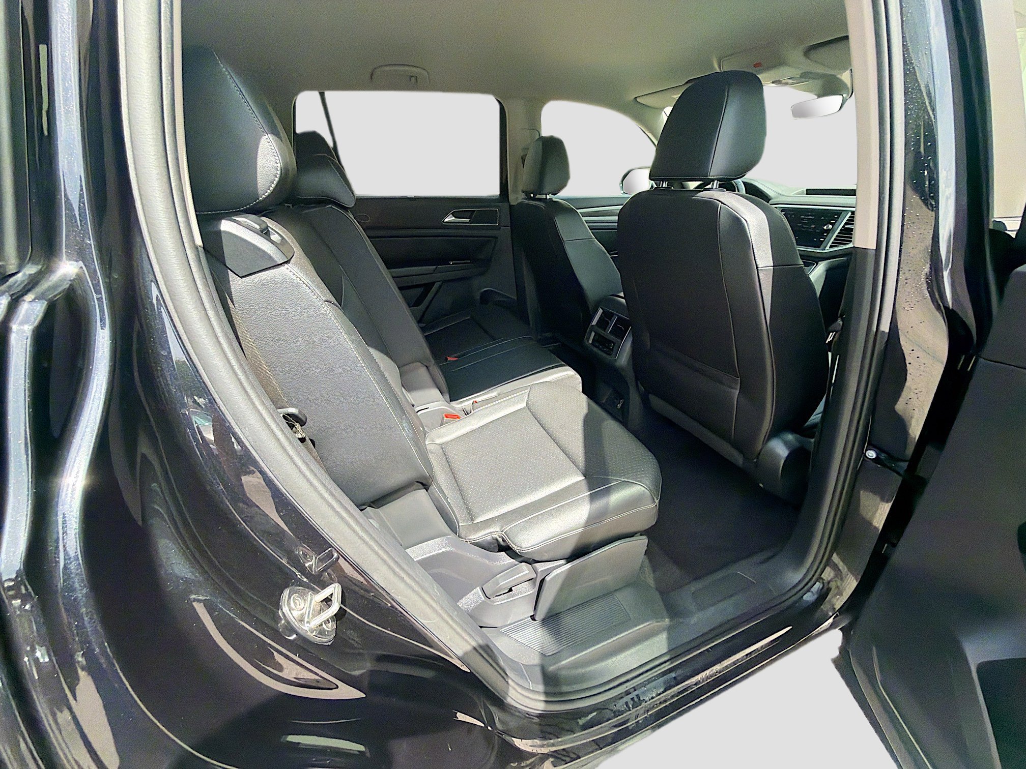 Used 2019 Volkswagen Atlas SE image 26