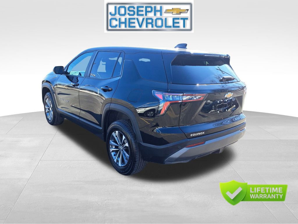 Certified 2025 Chevrolet Equinox LT FWD image 3