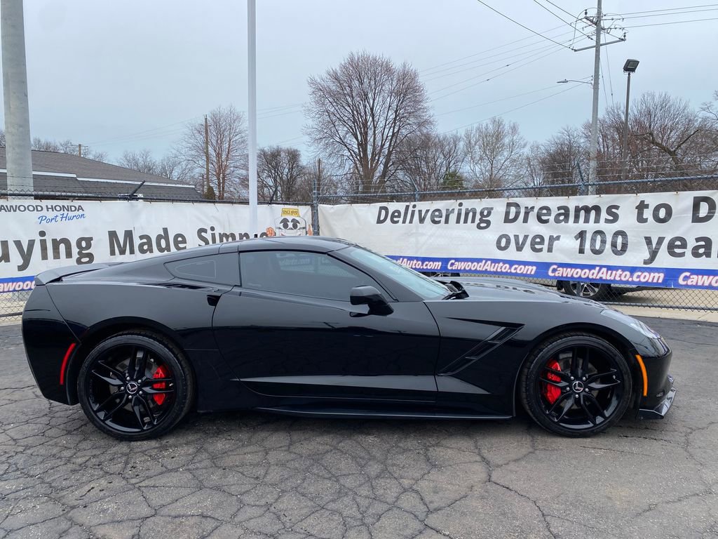 Used 2014 Chevrolet Corvette Stingray Coupe w/ Battery Protection Package image 2