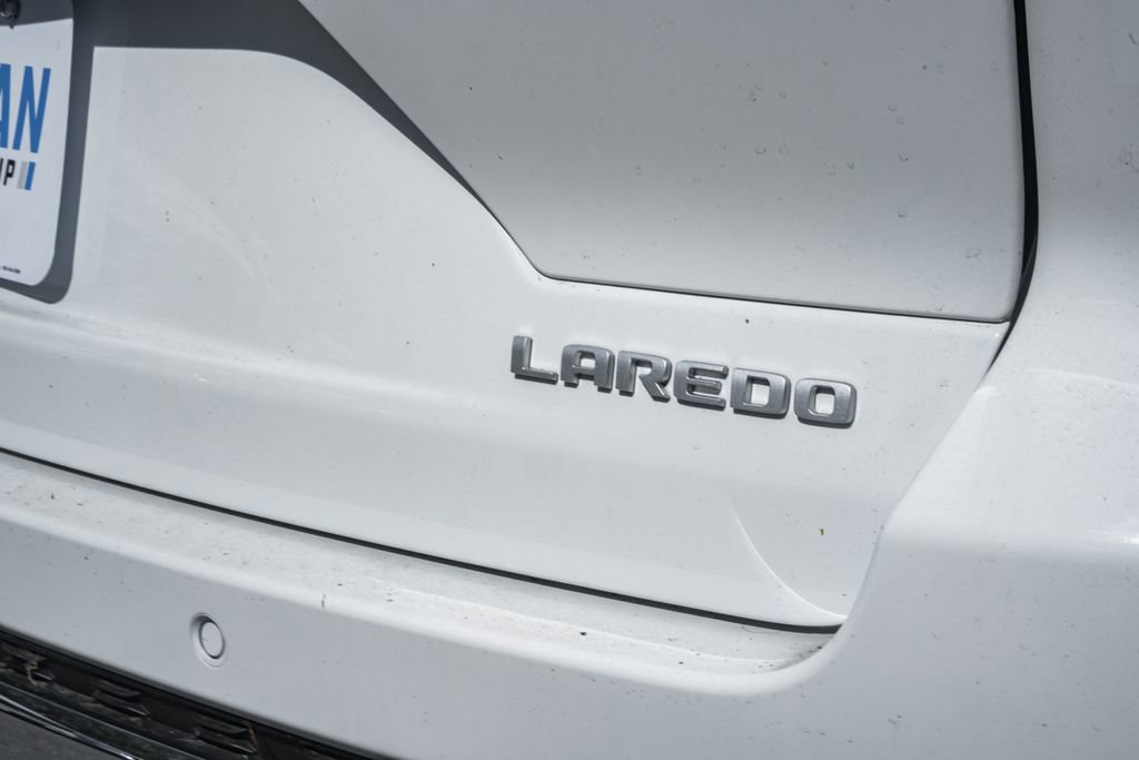 New 2025 Jeep Grand Cherokee Laredo X w/ Luxury Tech Group I image 7