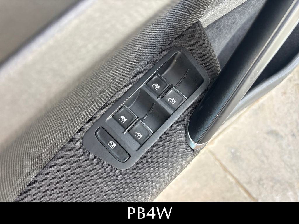 Used 2017 Volkswagen GTI S FWD image 23