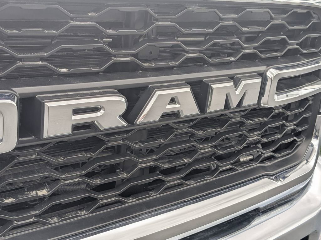 New 2024 RAM 5500 Tradesman AWD/4WD image 20