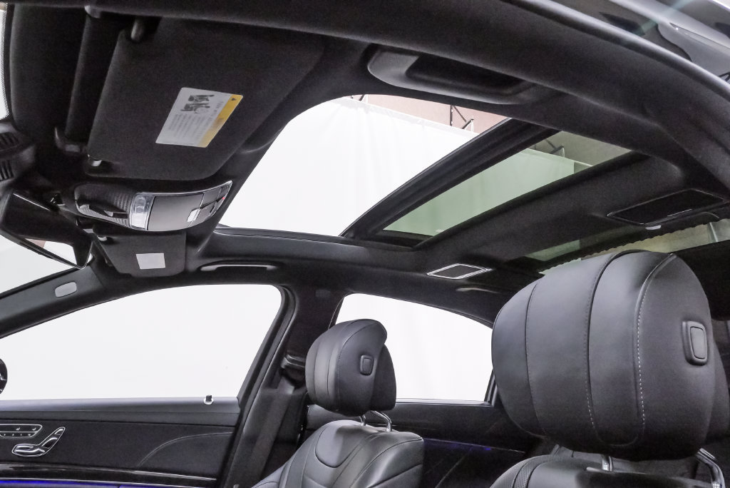 Used 2018 Mercedes-Benz S 560 Sedan image 10