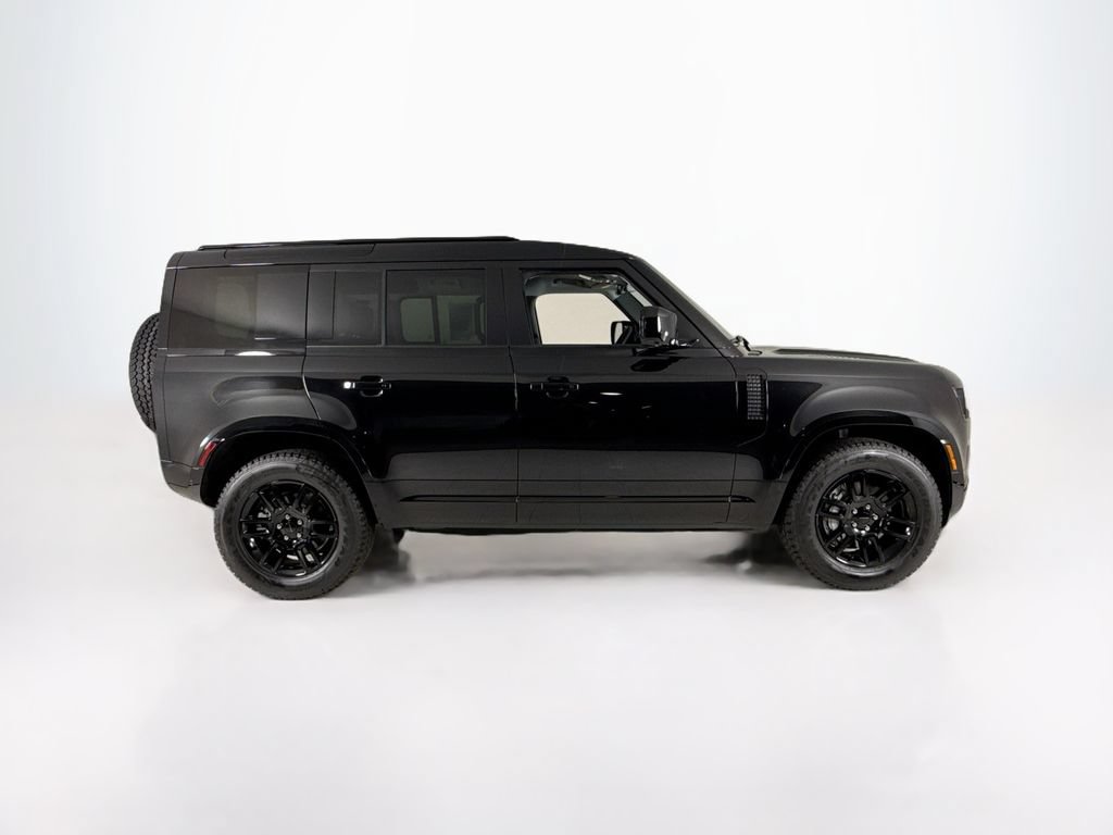 Used 2026 Land Rover Defender 110 X-Dynamic SE AWD/4WD image 6