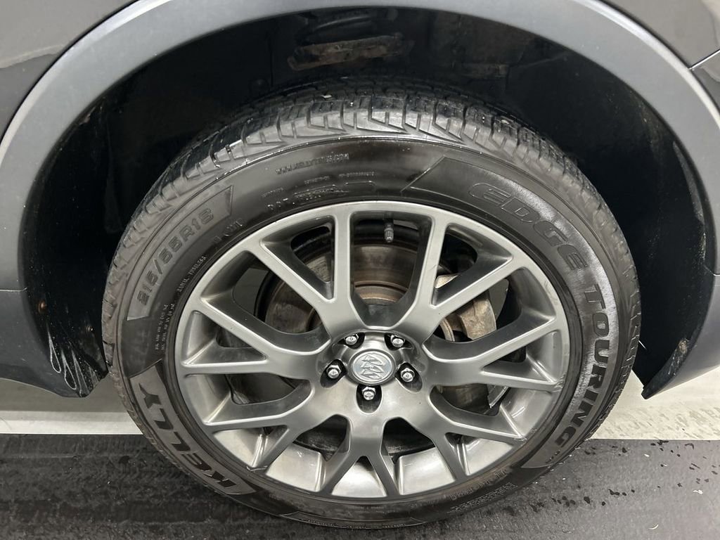 Used 2019 Buick Encore Sport Touring AWD/4WD image 8