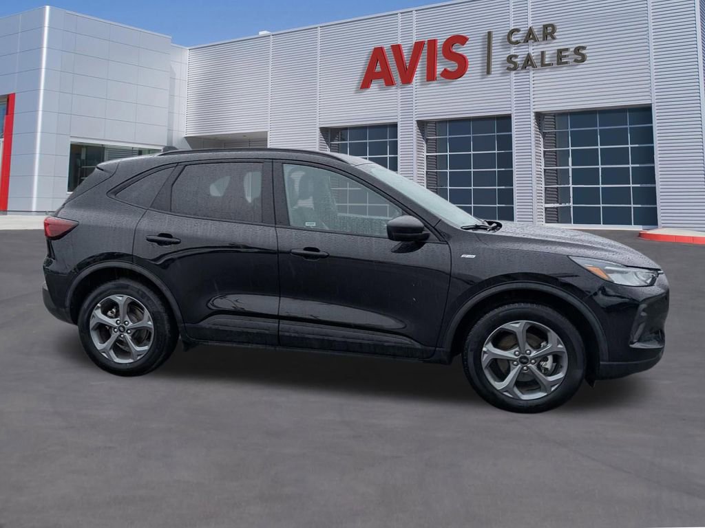 Used 2025 Ford Escape ST-Line image 5