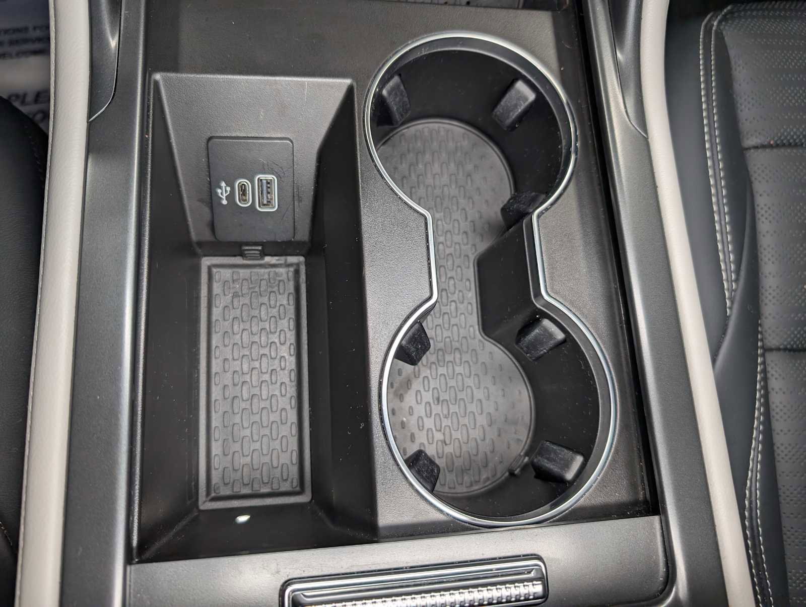 Certified 2025 Lincoln Nautilus Reserve image 23