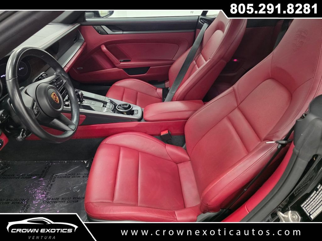 Used 2024 Porsche 911 Carrera RWD image 31
