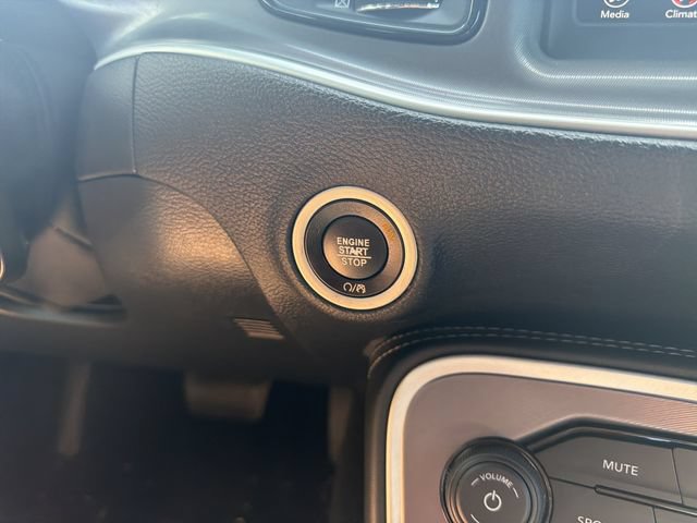 Used 2022 Dodge Challenger R/T RWD image 25