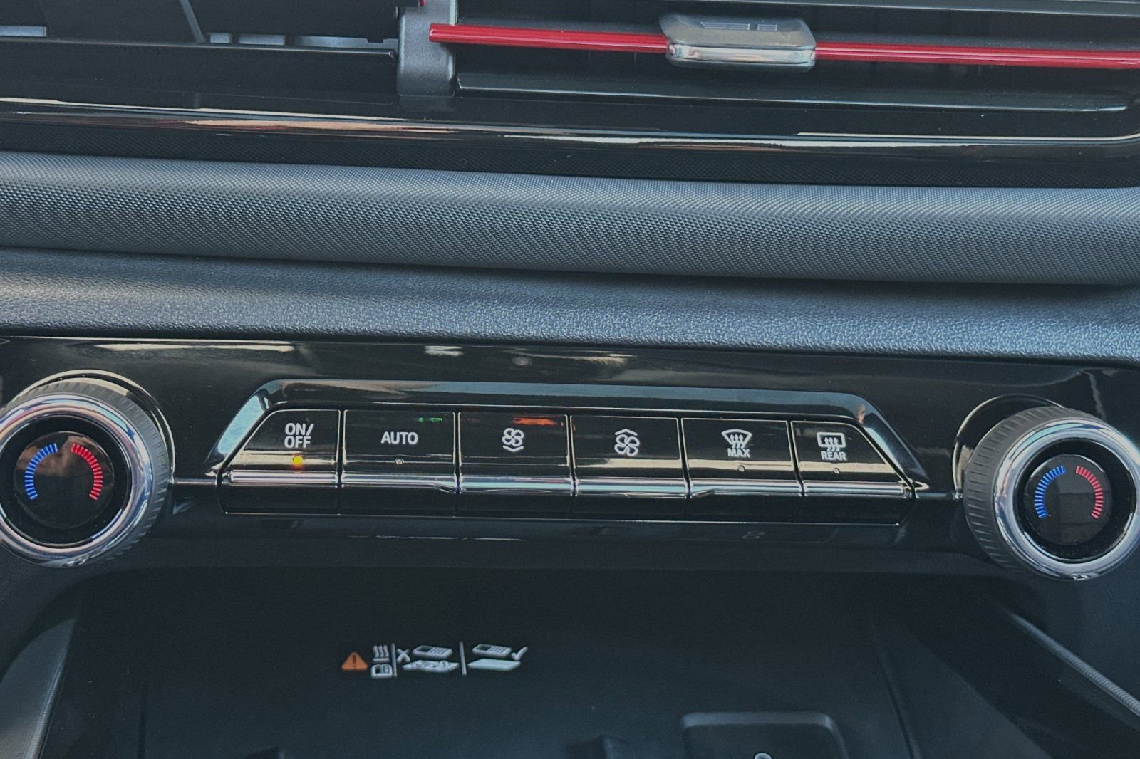 New 2024 Chevrolet Silverado EV RST image 17