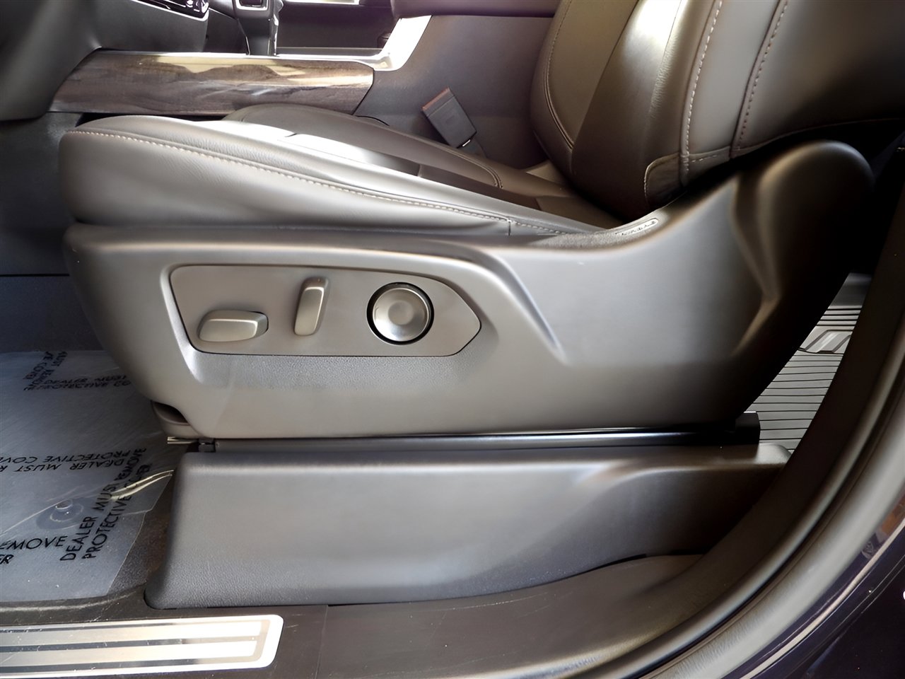 Used 2022 Chevrolet Silverado 1500 LTZ image 15