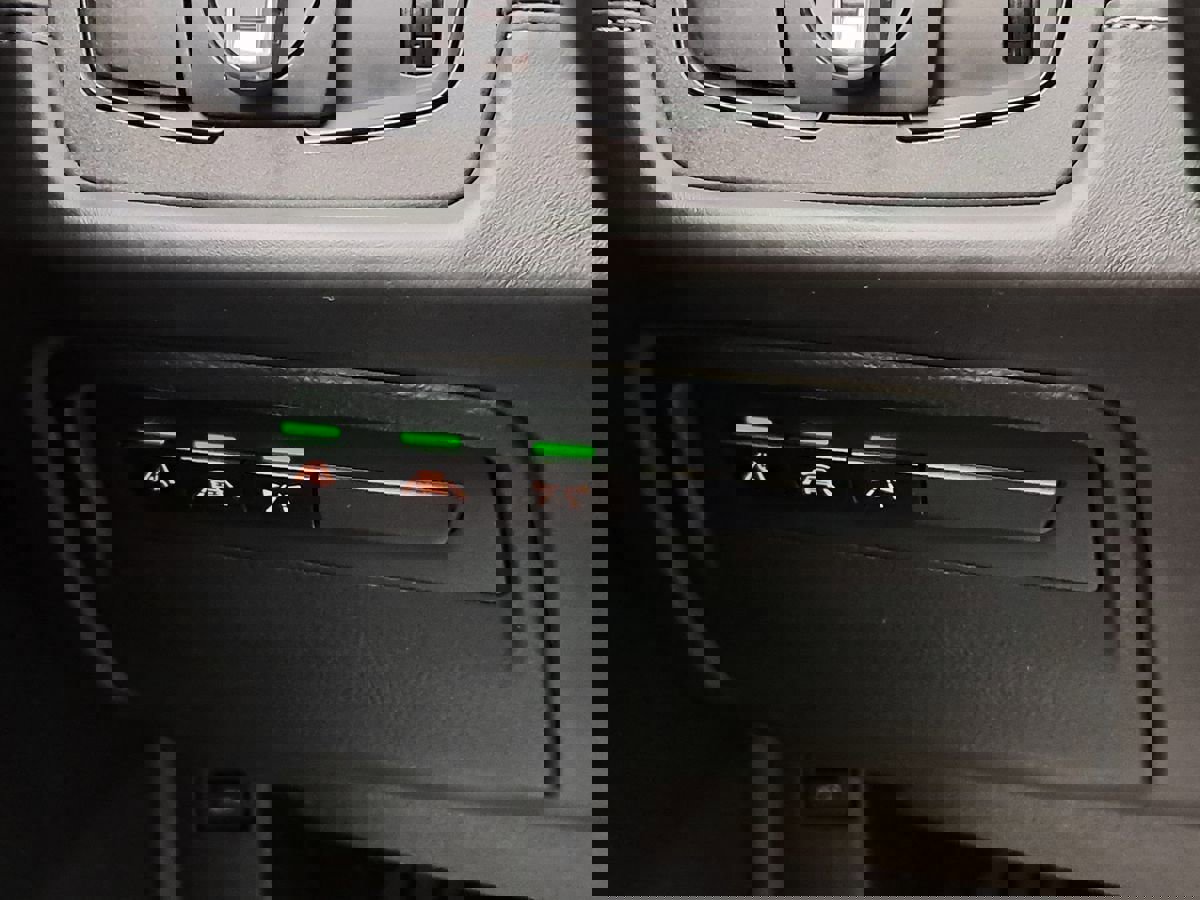 Used 2018 BMW M3 Competition w/ Competition Package image 19