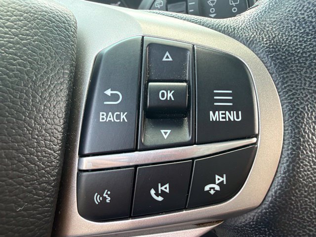 Used 2022 Ford Explorer XLT w/ Equipment Group 202A AWD/4WD image 19