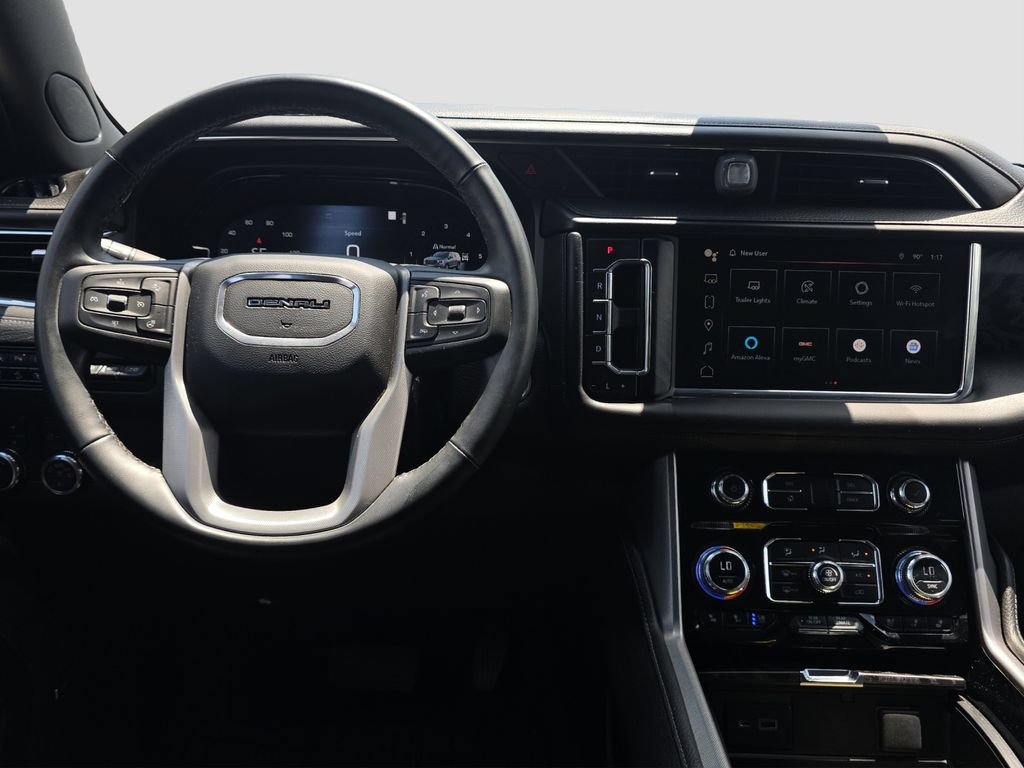 Used 2023 GMC Yukon Denali AWD/4WD image 13