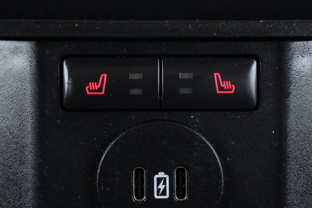 Used 2023 Ford F250 Lariat w/ Black Appearance Package image 38