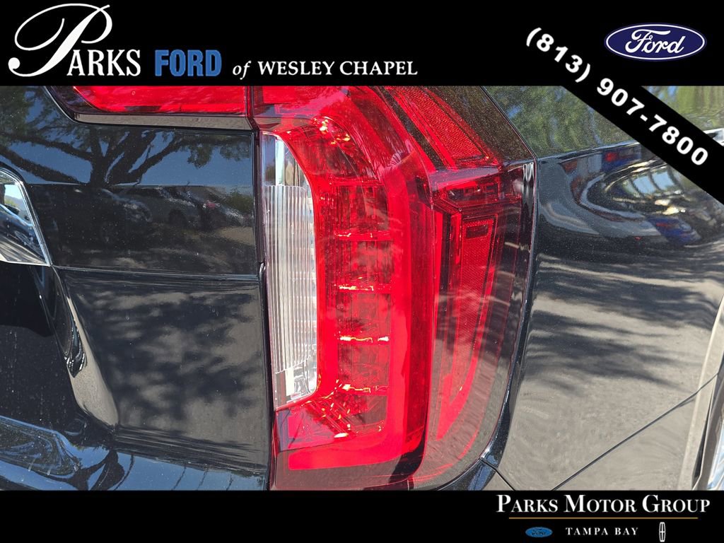 Used 2024 GMC Yukon XL SLT AWD/4WD image 6