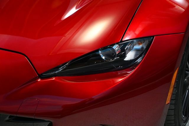 Used 2023 MAZDA MX-5 Miata Club w/ Brembo/BBS Recaro Package image 19