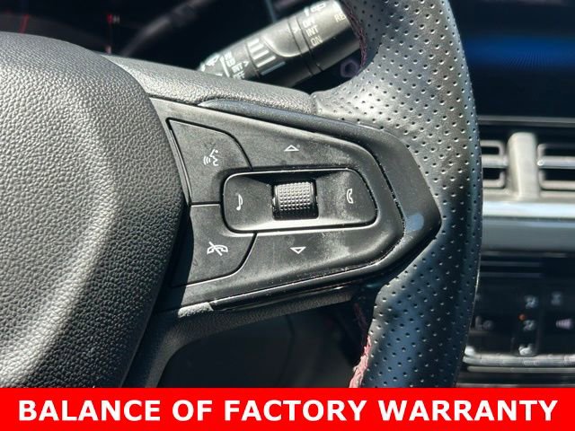 Used 2024 Chevrolet Trax RS w/ Sunroof Package FWD image 21