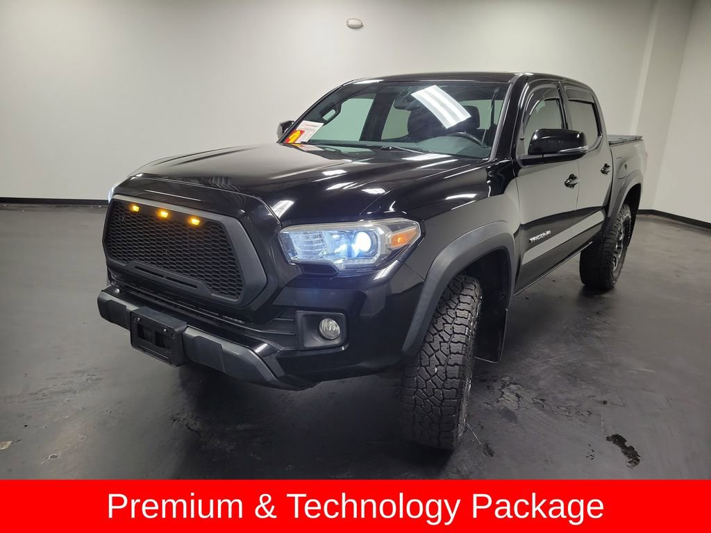Used 2016 Toyota Tacoma TRD Off-Road w/ Premium & Technology Package image 4
