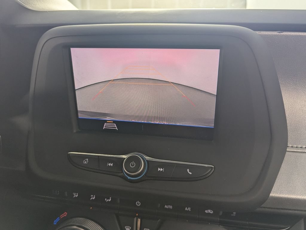 Used 2020 Chevrolet Camaro LT RWD image 22