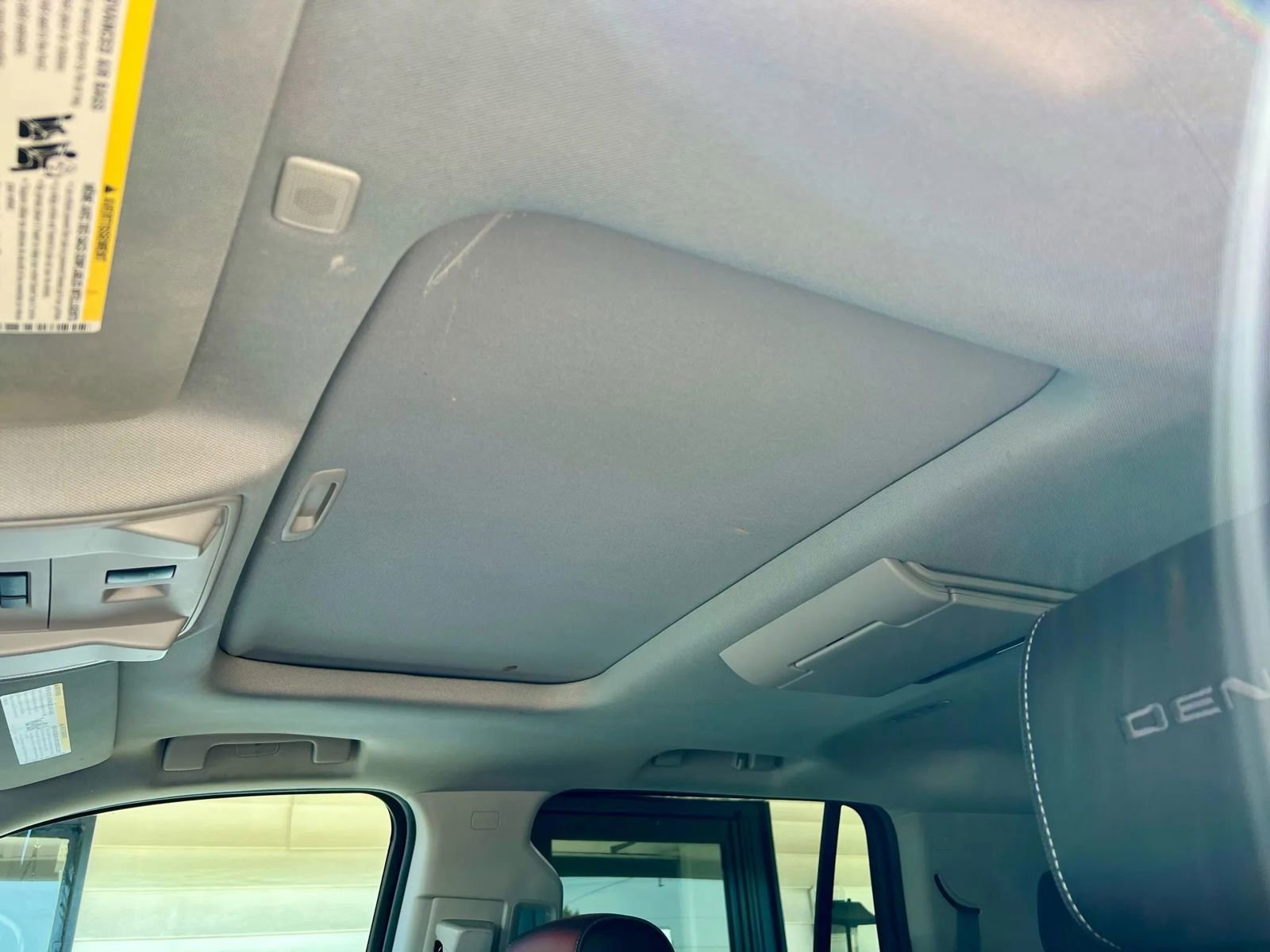 Used 2019 GMC Yukon Denali w/ Denali Ultimate Package image 12