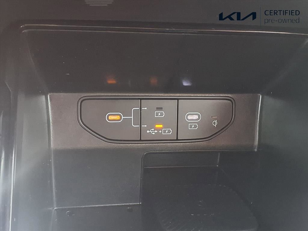 Certified 2025 Kia Sorento SX Prestige w/ Olive Brown Leather Package image 6