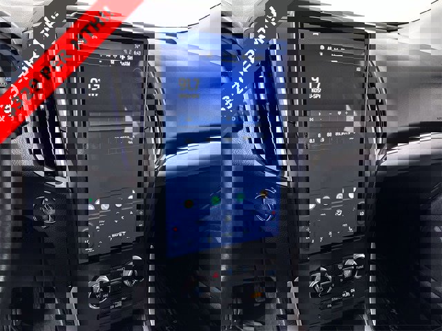 Used 2022 Ford Edge SEL image 13