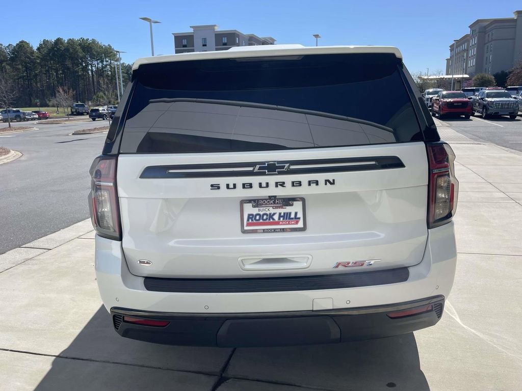Used 2021 Chevrolet Suburban RST w/ Luxury Package image 7