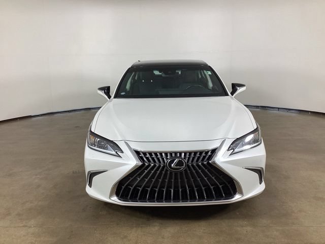 Used 2022 Lexus ES 350 w/ Premium Package FWD image 2