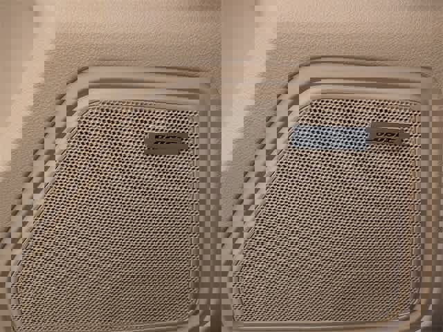 Used 2021 Porsche Macan S w/ Premium Package image 32