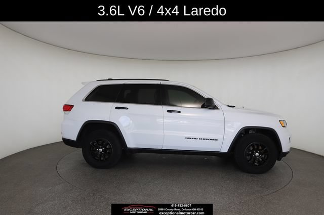 Used 2020 Jeep Grand Cherokee Laredo AWD/4WD image 22