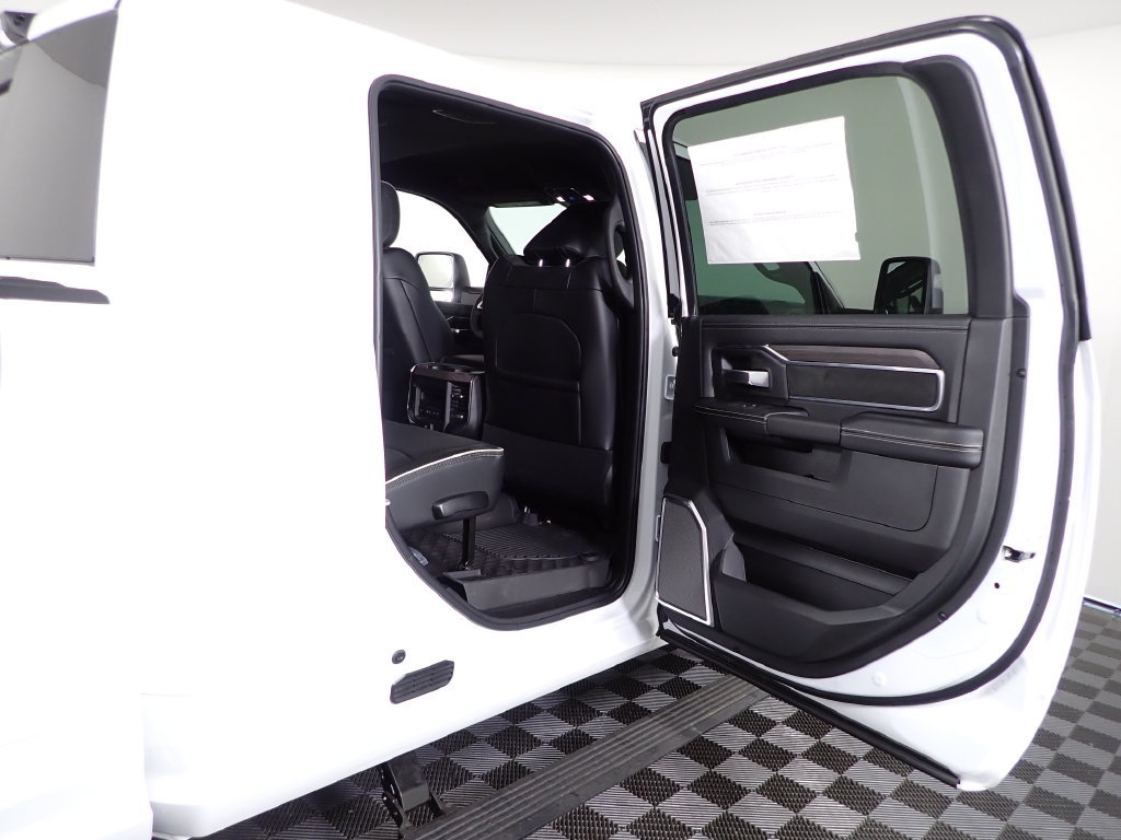New 2027 RAM 2500 Laramie AWD/4WD image 38