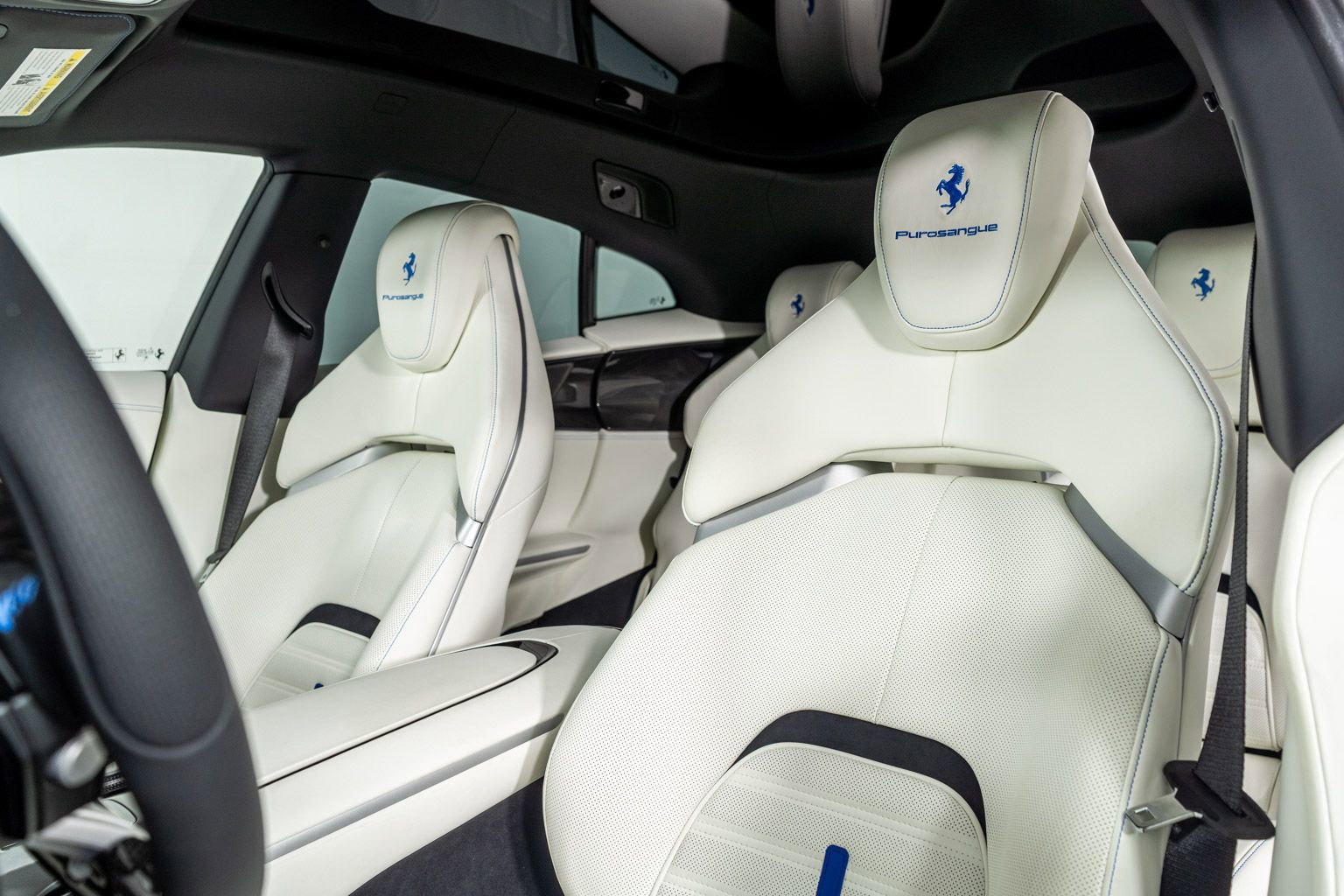 Certified 2025 Ferrari Purosangue AWD/4WD image 19
