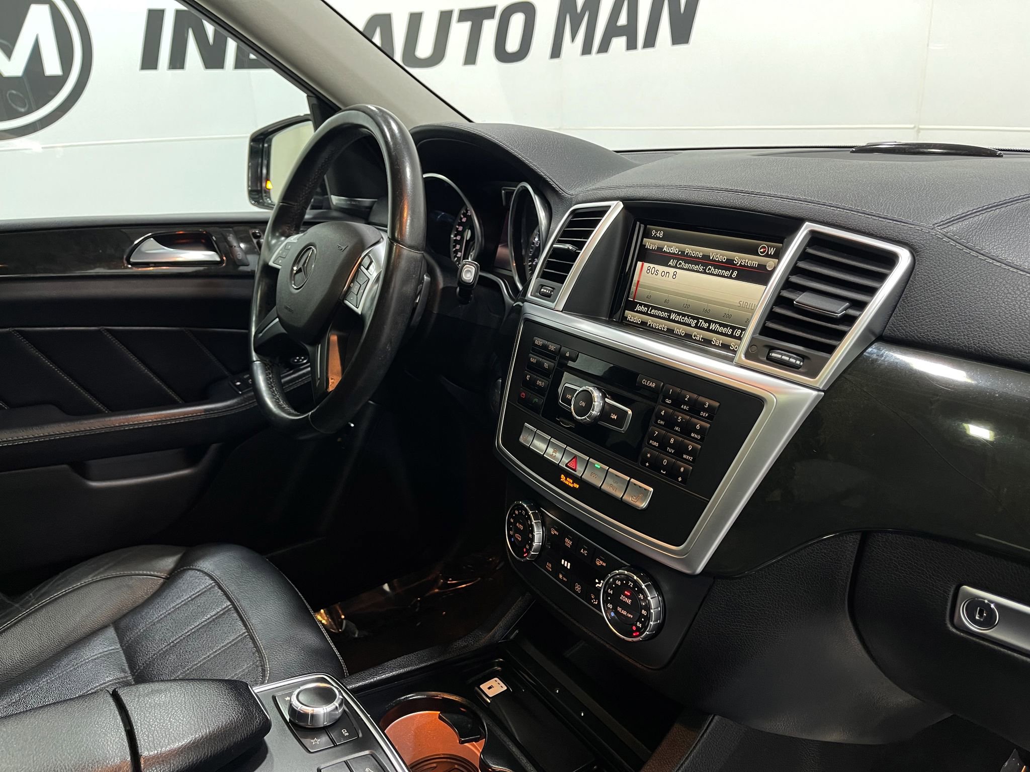 Used 2016 Mercedes-Benz GL 450 4MATIC w/ Premium I Package image 22