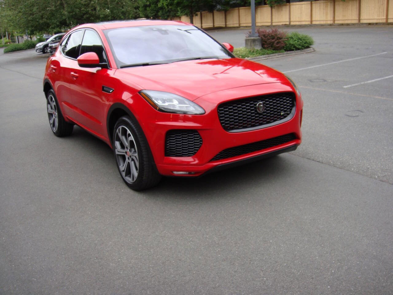 Used 2018 Jaguar E-PACE First Edition image 5