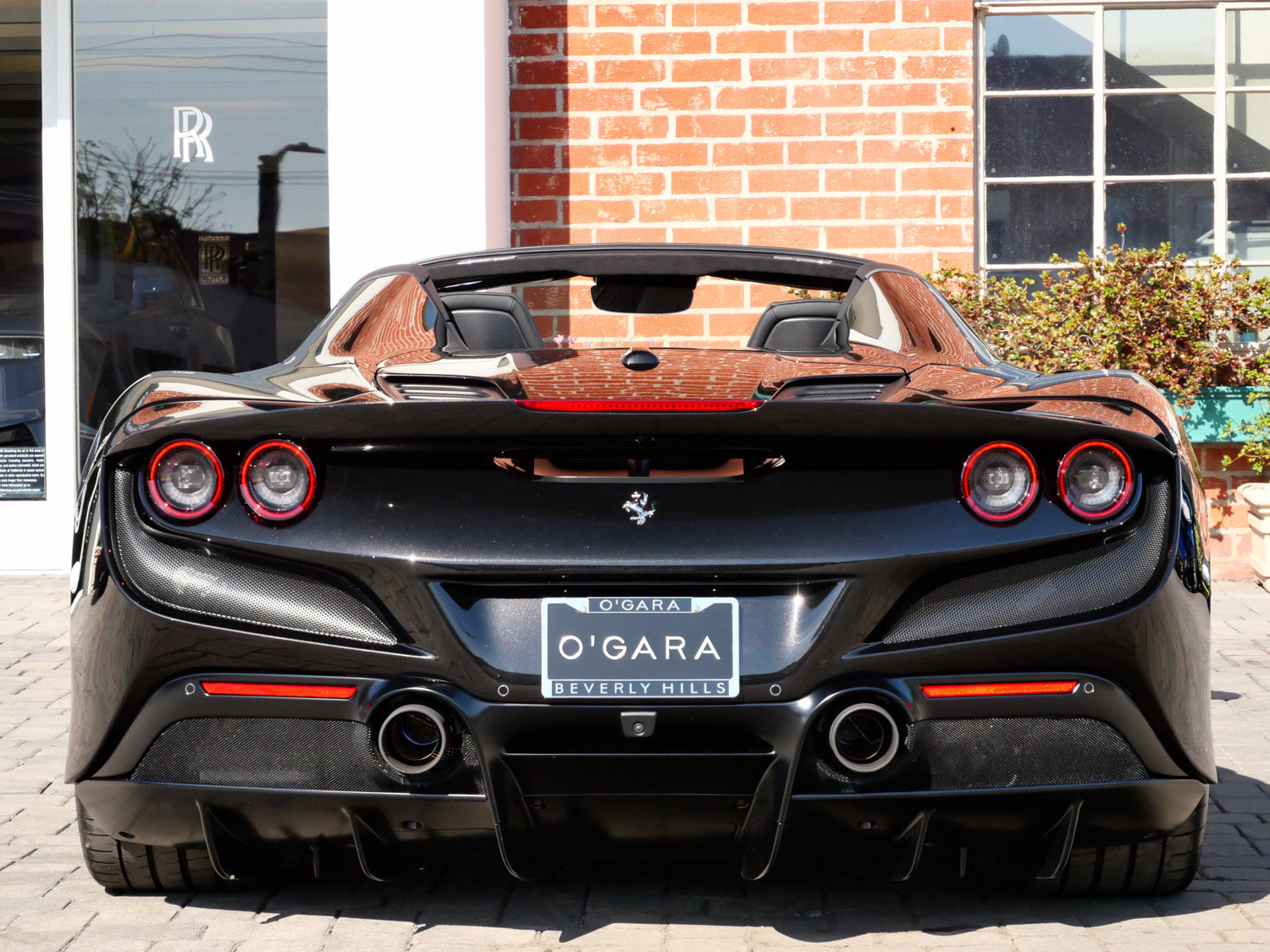 Used 2023 Ferrari F8 Tributo RWD image 12