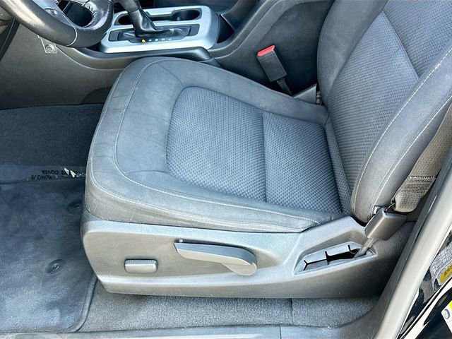 Used 2021 Chevrolet Colorado LT w/ LT Convenience Package image 18