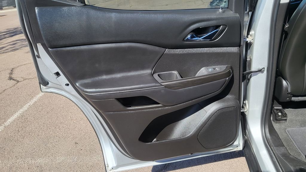 Used 2019 GMC Acadia SLT image 23