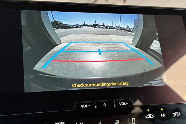 Used 2023 Toyota bZ4X FWD image 24