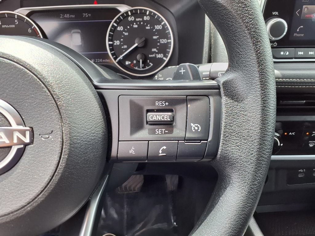 Used 2024 Nissan Rogue S FWD image 13