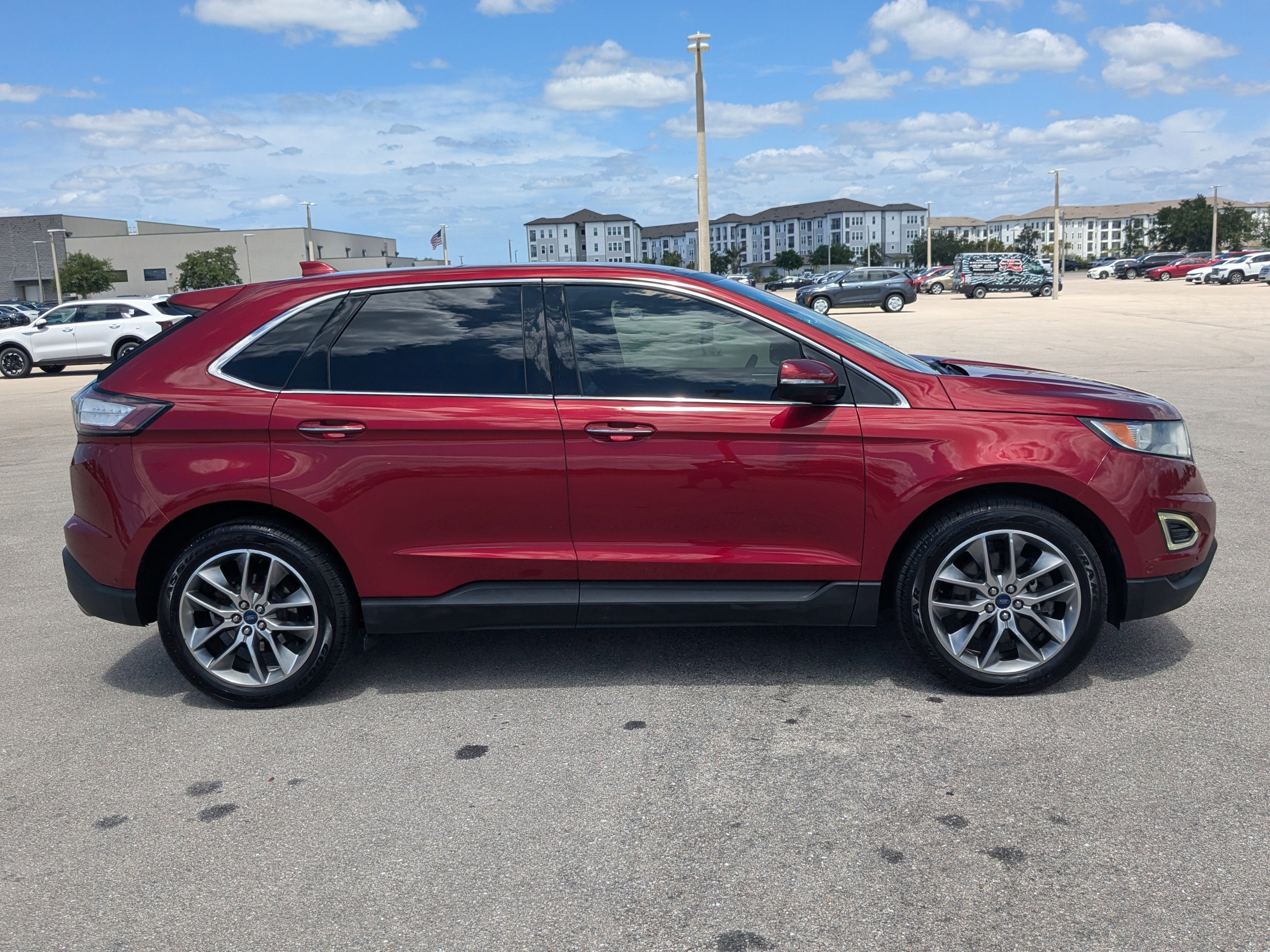 Used 2015 Ford Edge Titanium w/ Equipment Group 302A FWD image 4