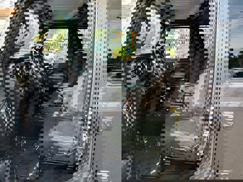 Used 2022 Jeep Gladiator Sport image 16