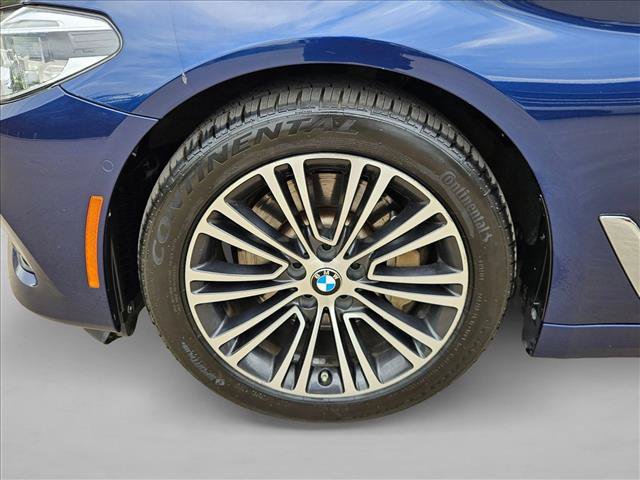 Used 2019 BMW 540i w/ Executive Package RWD image 18
