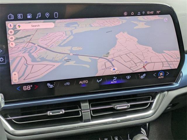 New 2026 Chevrolet Equinox EV LT image 18