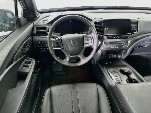 Certified 2025 Honda Ridgeline TrailSport image 4