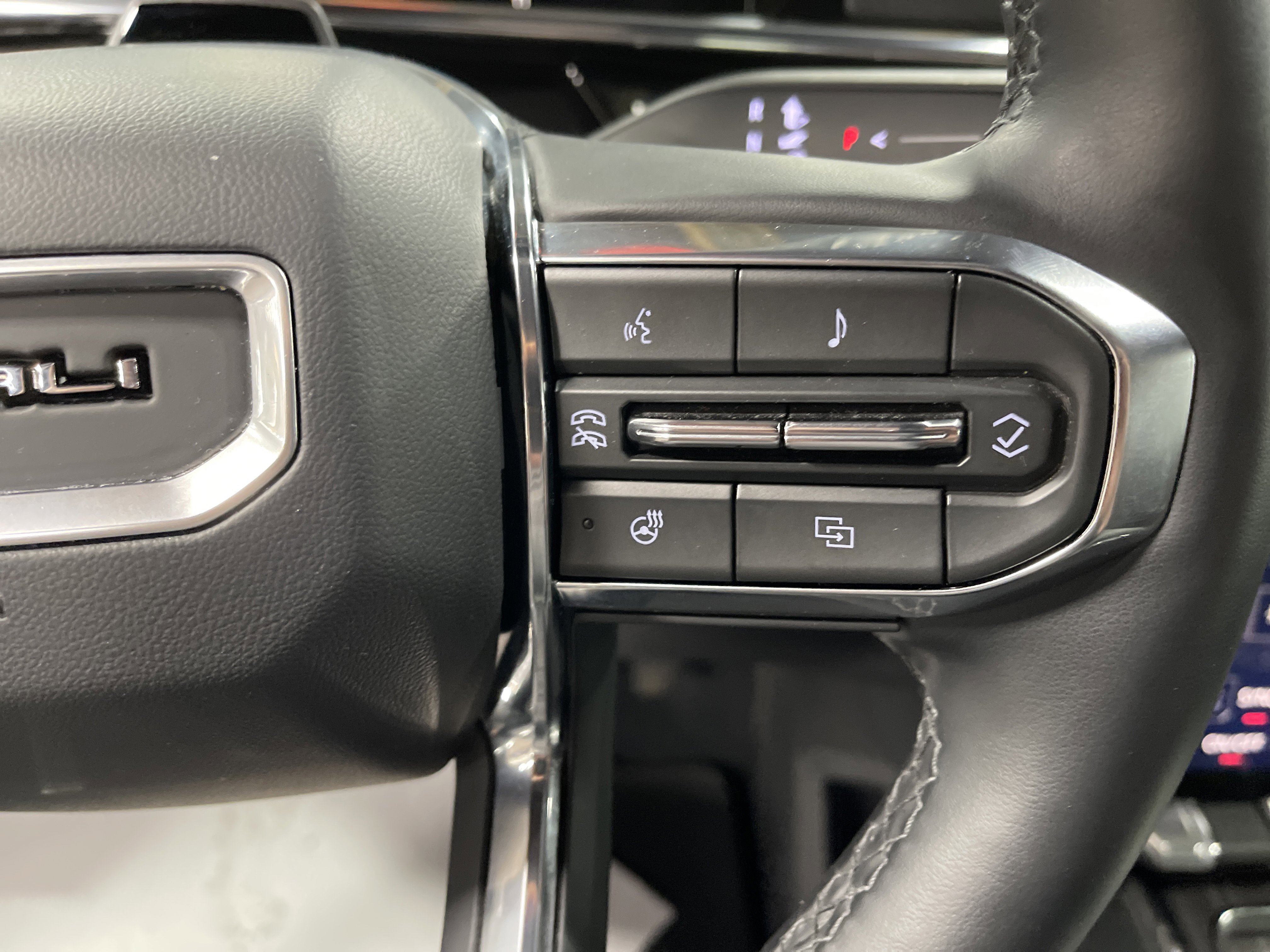 New 2025 GMC Sierra EV Denali image 21